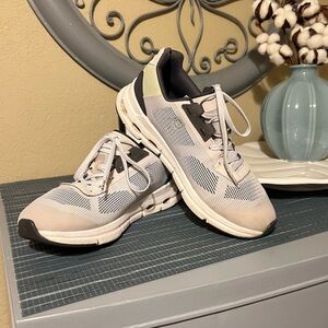 On Running Women's Sneakers in Cream and Black